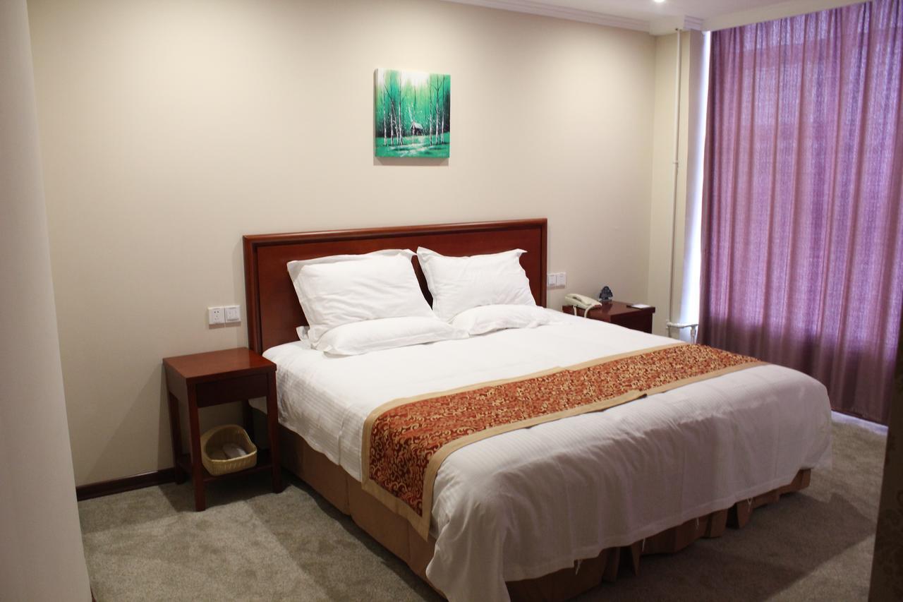 Greentree Inn Zhejiang Ningbo East Baizhuang Rd. Express Hotel Exteriör bild