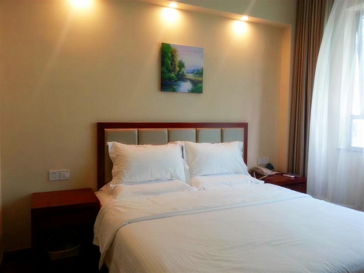 Greentree Inn Zhejiang Ningbo East Baizhuang Rd. Express Hotel Exteriör bild